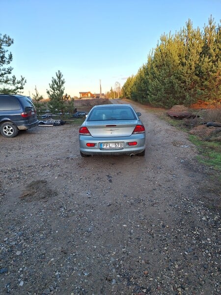 Photo 3 - Chrysler Sebring 2004 y Sedan