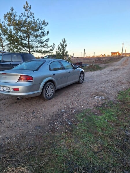 Photo 4 - Chrysler Sebring 2004 y Sedan