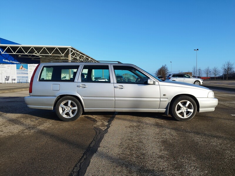 Photo 1 - Volvo V70 1998 y Wagon