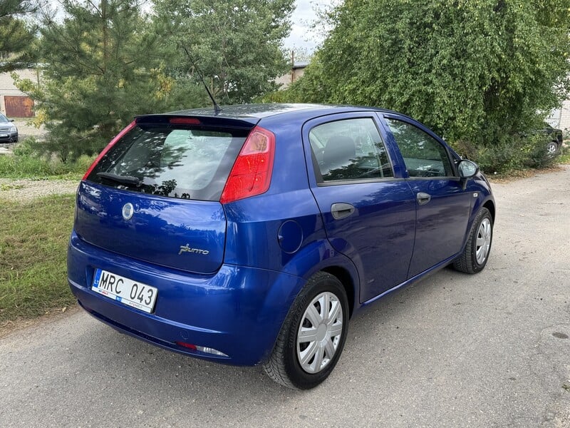 Photo 3 - Fiat Punto 2006 y Hatchback