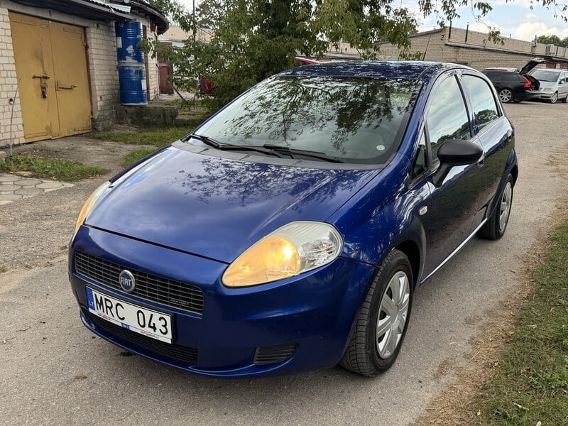 Photo 7 - Fiat Punto 2006 y Hatchback