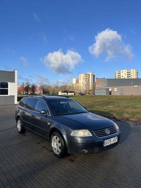 Фотография 1 - Volkswagen Passat 2003 г Универсал