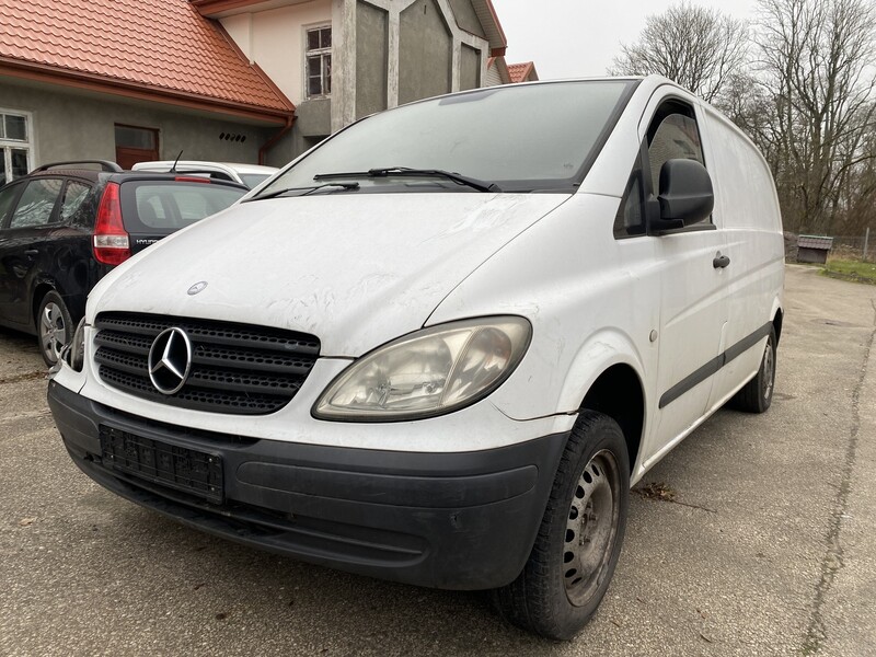 Photo 1 - Mercedes-Benz 2007 y parts