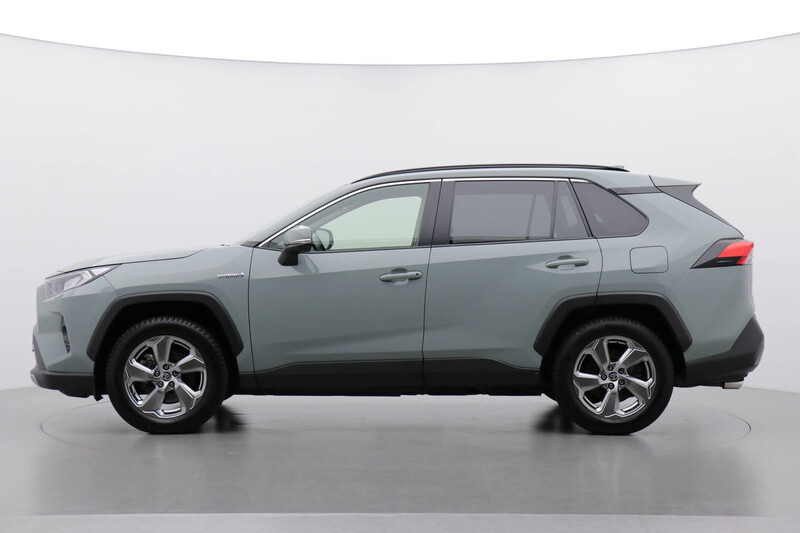 Photo 3 - Toyota RAV4 2020 y Off-road / Crossover