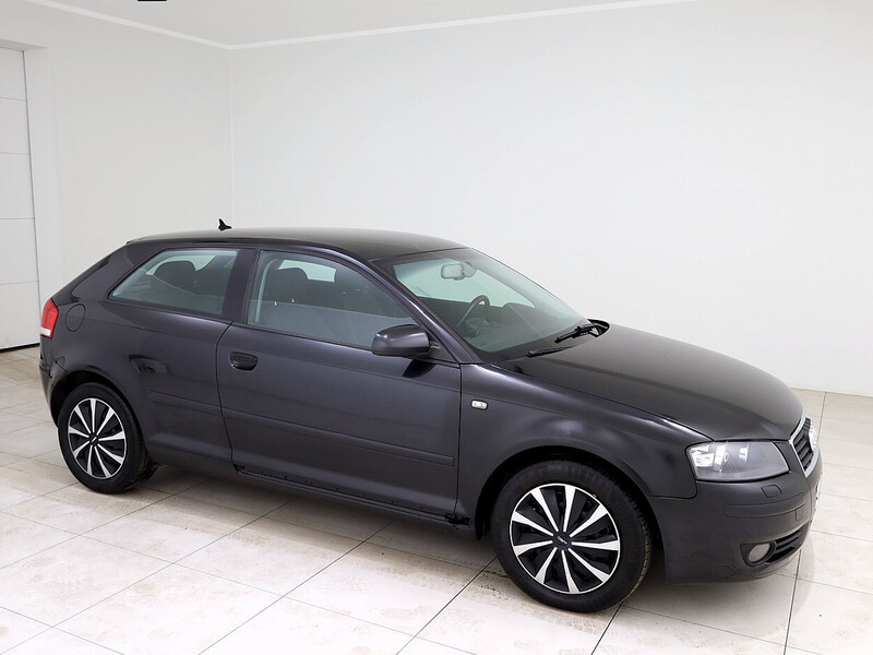 Photo 1 - Audi A3 2004 y Hatchback