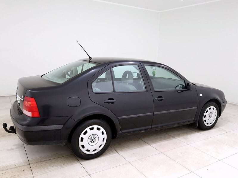 Photo 3 - Volkswagen Bora 2000 y Sedan