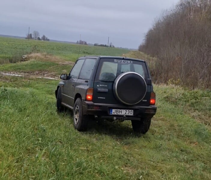 Nuotrauka 18 - Suzuki Vitara 2002 m Visureigis / Krosoveris