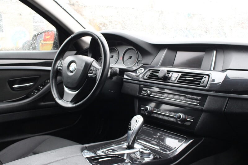 Nuotrauka 11 - Bmw 518 2014 m Universalas