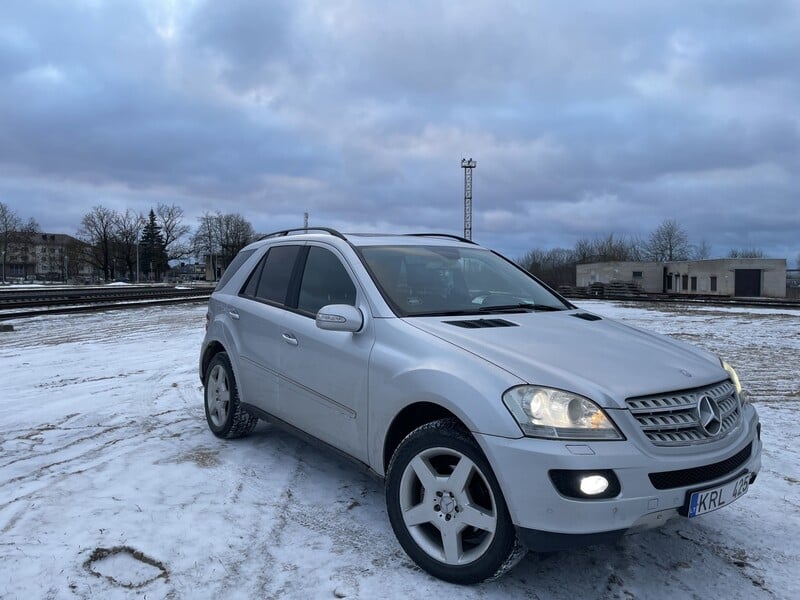 Photo 1 - Mercedes-Benz ML 320 2006 y Off-road / Crossover