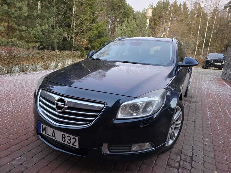 Photo 1 - Opel Insignia 2011 y Wagon