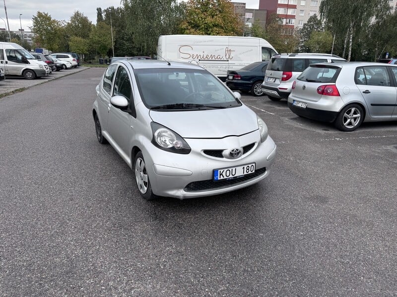 Photo 1 - Toyota Aygo 2006 y Hatchback