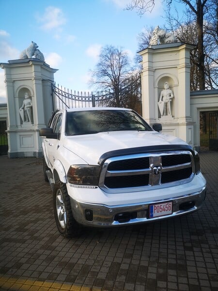 Фотография 2 - Dodge RAM 2015 г Пикап