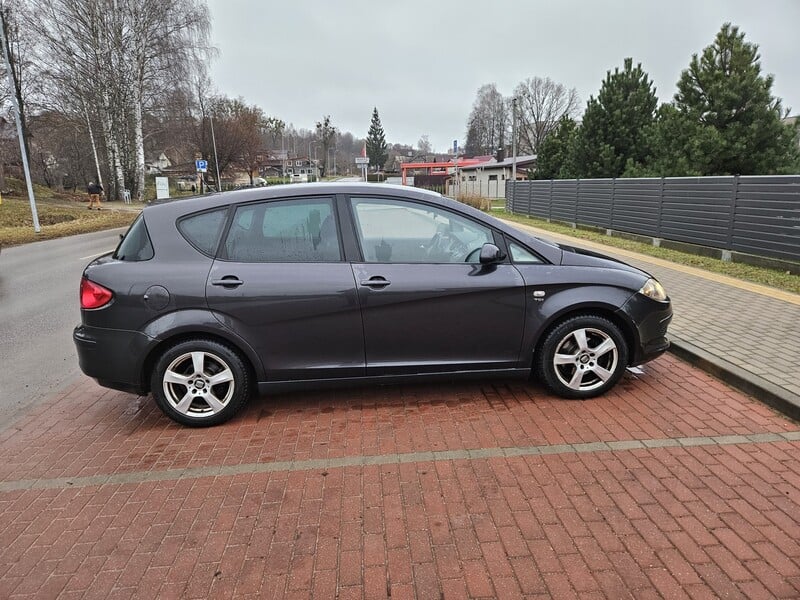 Photo 5 - Seat Toledo 2006 y Hatchback