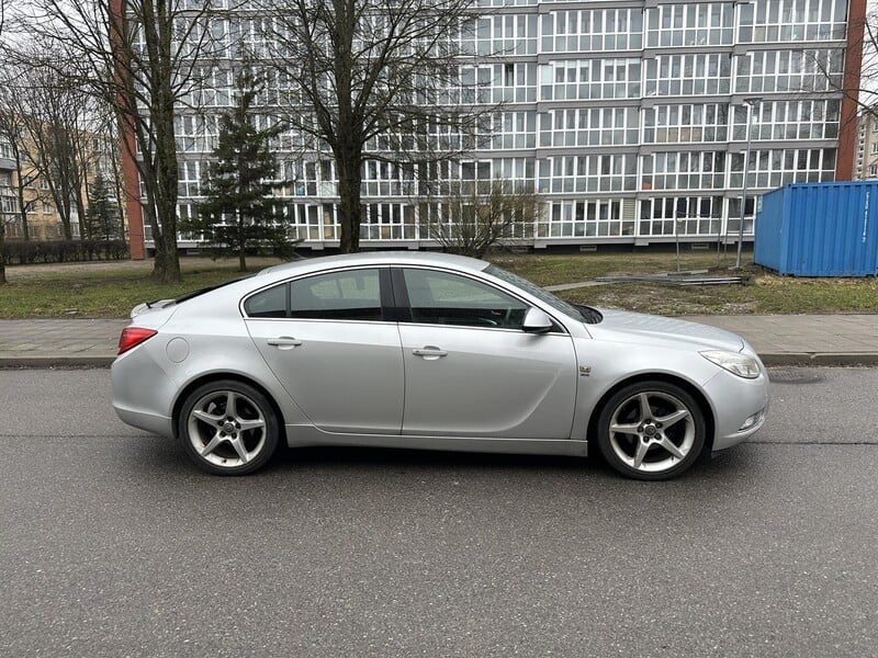 Фотография 5 - Opel Insignia 2012 г Хэтчбек