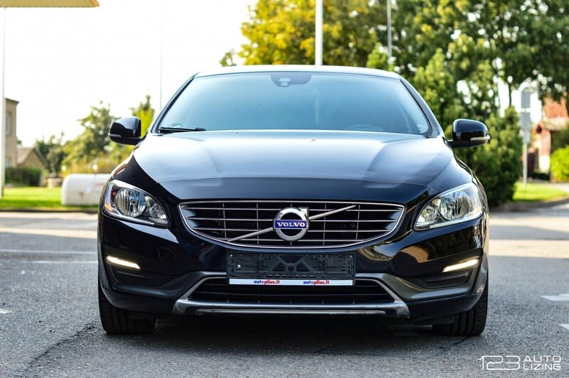 Фотография 2 - Volvo S60 2013 г Седан