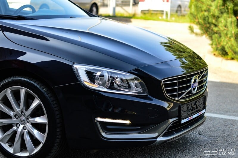 Фотография 4 - Volvo S60 2013 г Седан