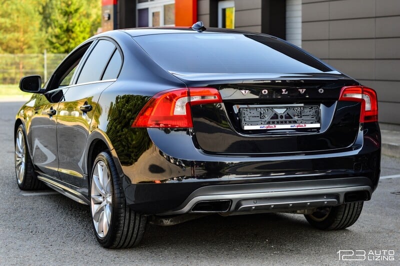 Фотография 7 - Volvo S60 2013 г Седан