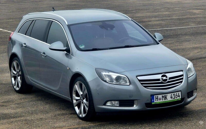 Фотография 3 - Opel Insignia 2011 г Универсал