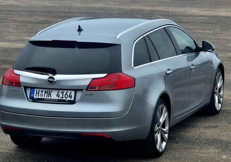 Фотография 8 - Opel Insignia 2011 г Универсал