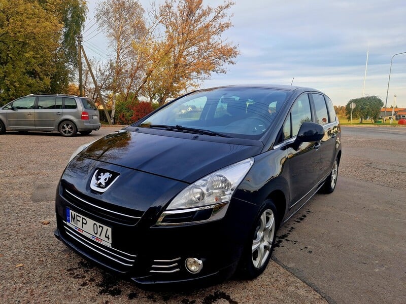 Фотография 6 - Peugeot 5008 2011 г Минивэн