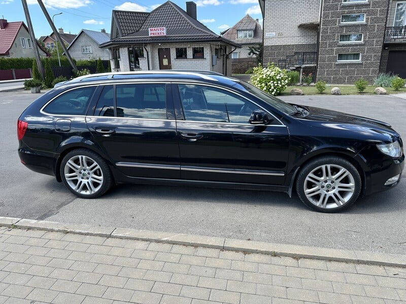 Nuotrauka 4 - Skoda Superb 2011 m Universalas