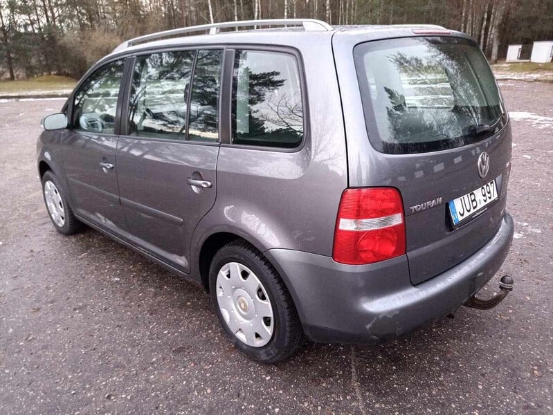 Photo 3 - Volkswagen Touran 2006 y Van