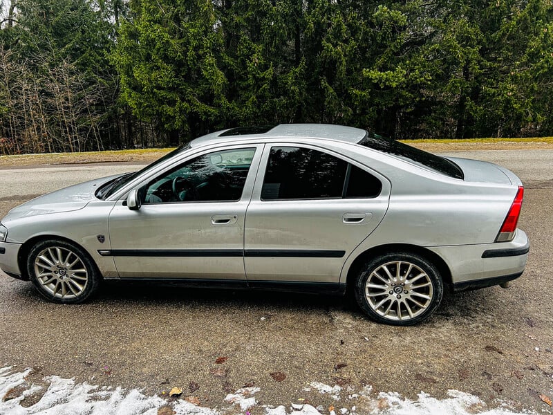 Фотография 9 - Volvo S60 2002 г Седан