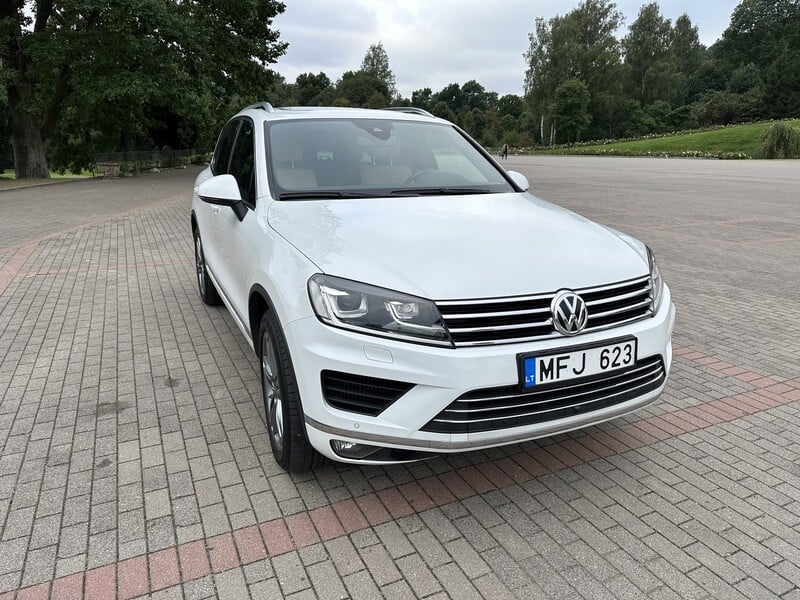 Фотография 2 - Volkswagen Touareg 2015 г Внедорожник / Кроссовер