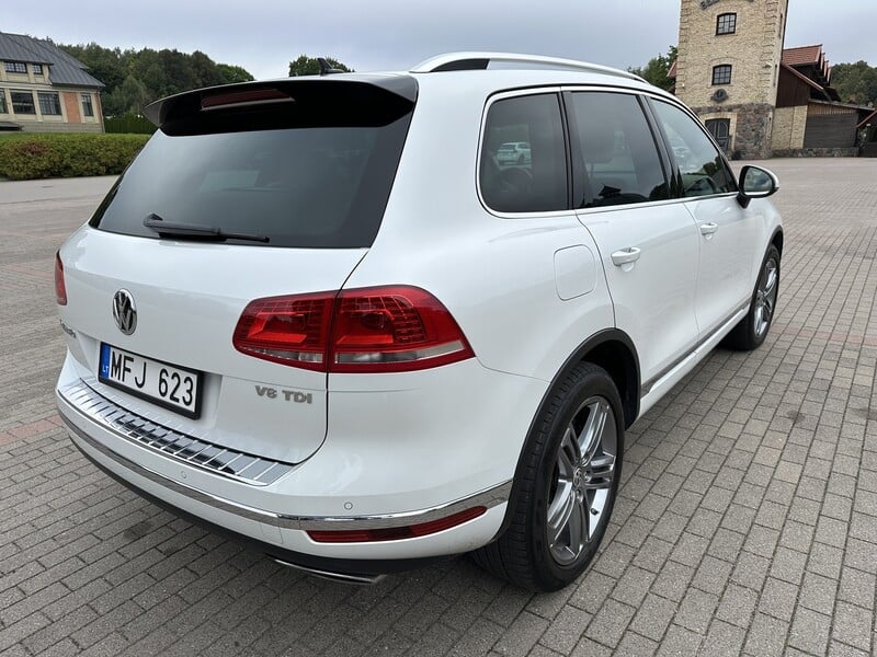 Фотография 4 - Volkswagen Touareg 2015 г Внедорожник / Кроссовер