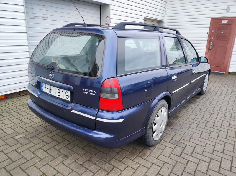 Photo 5 - Opel Vectra DTI CD 1999 y