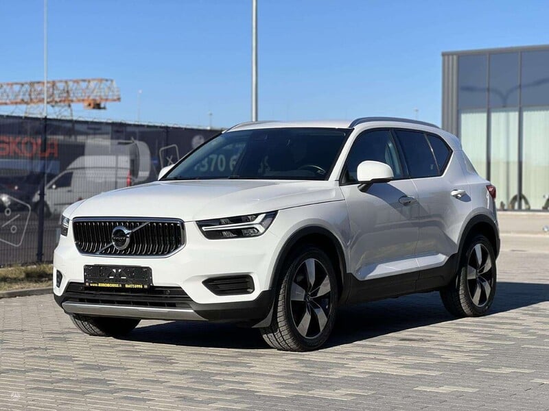 Фотография 1 - Volvo XC40 2019 г Внедорожник / Кроссовер