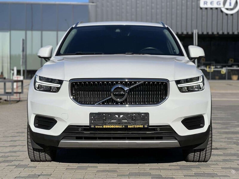 Фотография 3 - Volvo XC40 2019 г Внедорожник / Кроссовер