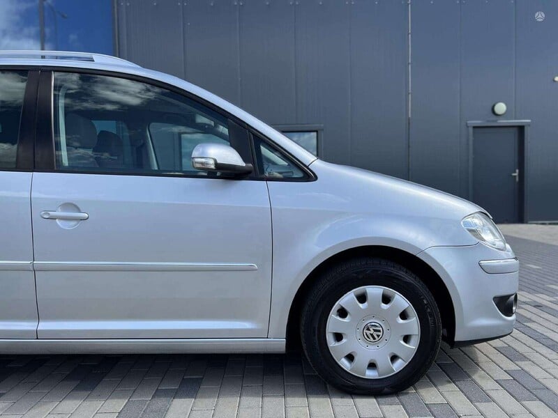 Фотография 7 - Volkswagen Touran 2006 г Минивэн