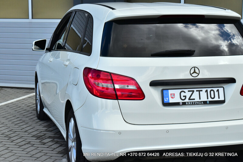 Photo 8 - Mercedes-Benz B 200 2013 y Hatchback