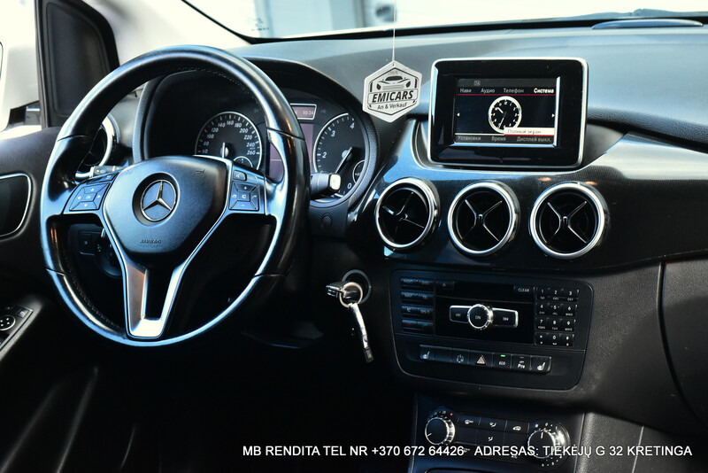 Photo 18 - Mercedes-Benz B 200 2013 y Hatchback