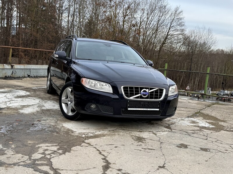 Photo 9 - Volvo V70 D5 Summum 2010 y