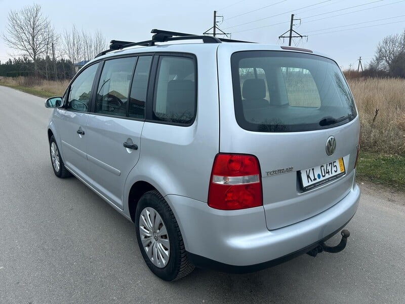 Фотография 17 - Volkswagen Touran 2006 г Минивэн