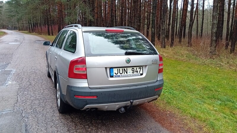 Photo 4 - Skoda Octavia Scout 2007 y Wagon