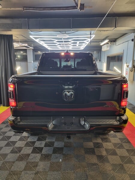 Photo 5 - Dodge RAM 2022 y Pickup