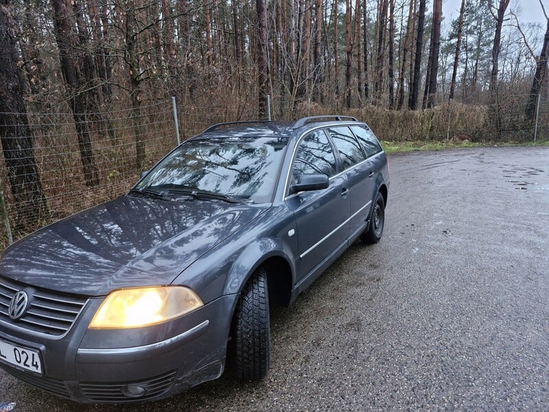 Фотография 1 - Volkswagen Passat 2004 г Универсал