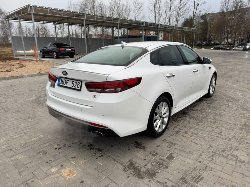 Фотография 8 - Kia Optima 2018 г Седан