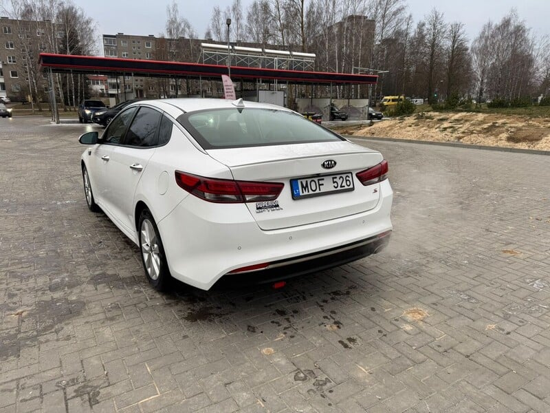 Фотография 10 - Kia Optima 2018 г Седан