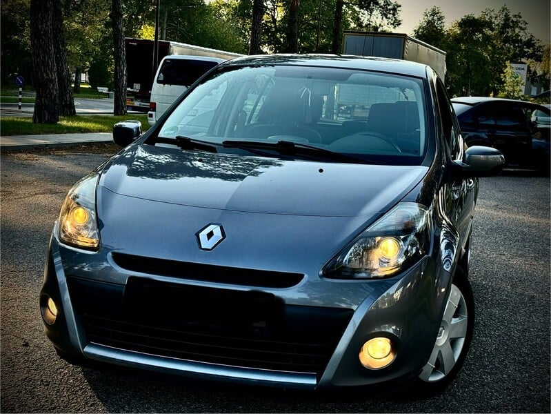 Photo 6 - Renault Clio 2010 y Hatchback