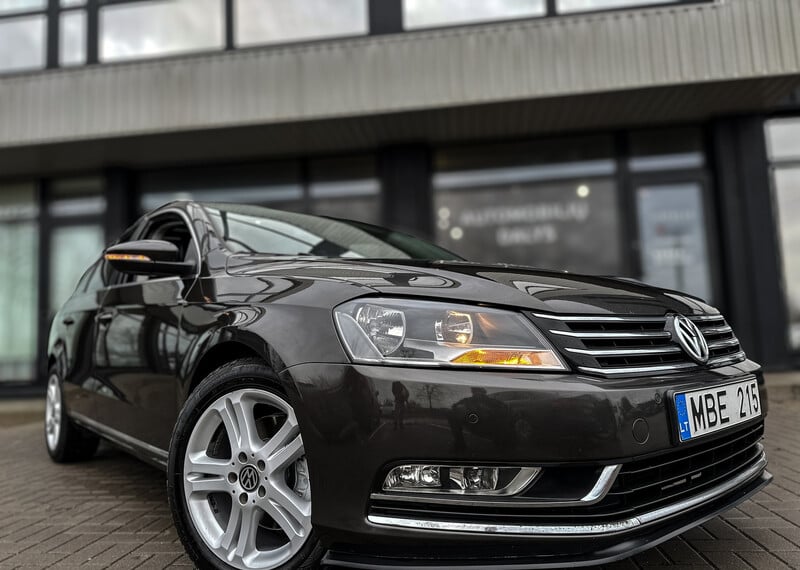 Photo 1 - Volkswagen Passat BLUEMOTION 2014 y