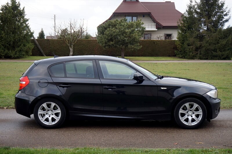 Photo 5 - Bmw 120 2010 y Hatchback