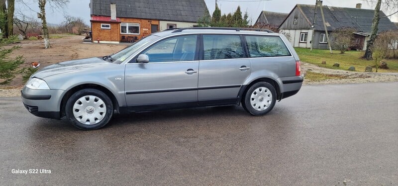 Photo 3 - Volkswagen Passat 2002 y Wagon