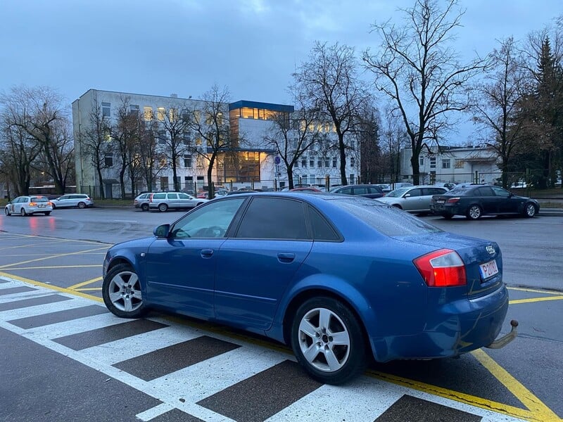 Фотография 2 - Audi A4 2002 г Седан