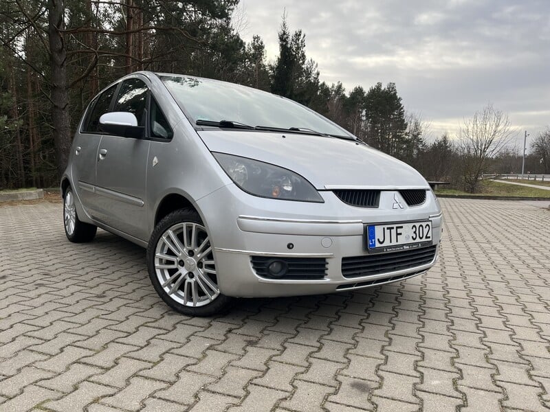 Фотография 2 - Mitsubishi Colt 2008 г Хэтчбек