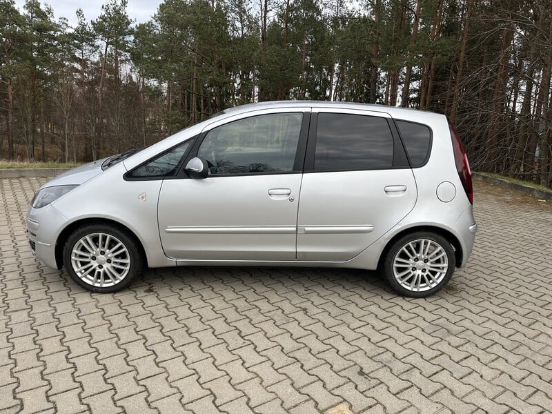 Фотография 5 - Mitsubishi Colt 2008 г Хэтчбек