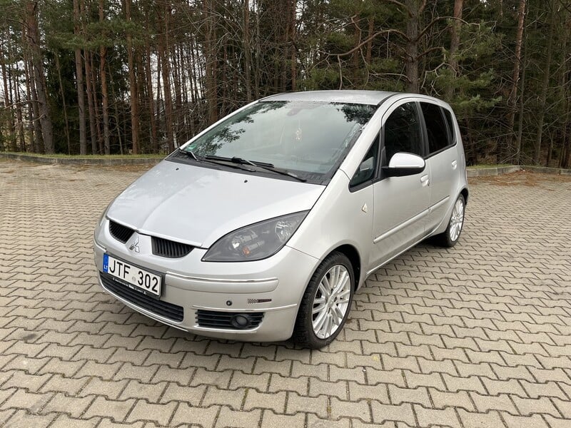 Фотография 7 - Mitsubishi Colt 2008 г Хэтчбек